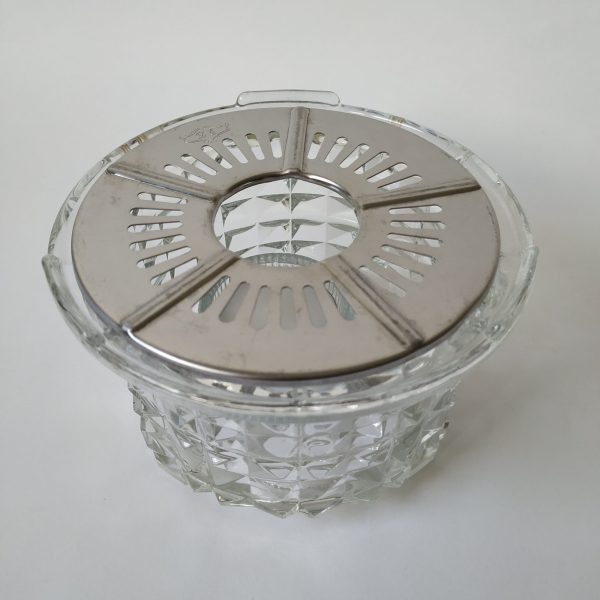 Vintage stevige glazen theelicht houder (rechaud) met zilverkleurig rooster van Douwe Egberts