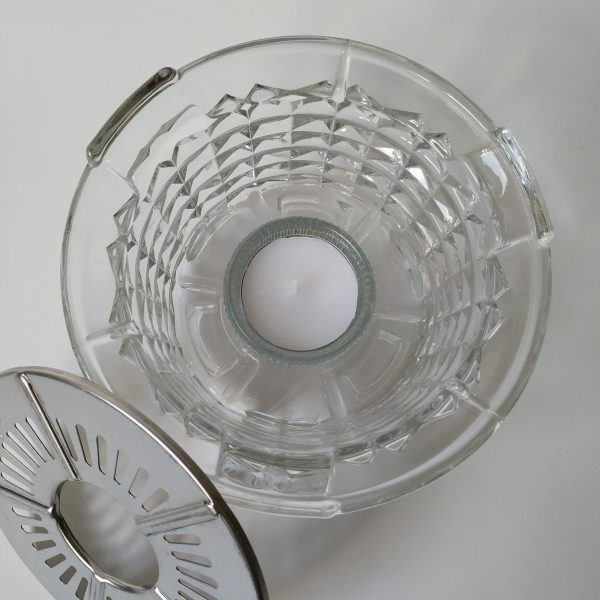Theelichthouder van glas van Douwe Egberts met zilverkleurig rooster - diameter 14 cm - hoogte 8,5 cm (5)