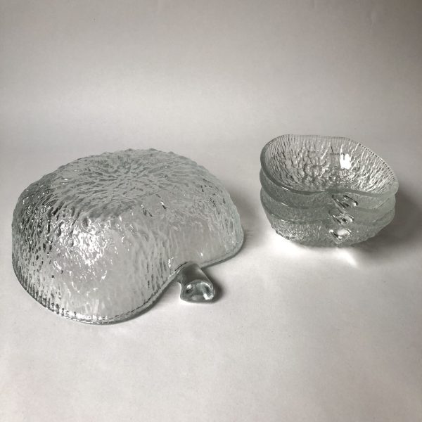 Vintage decoratieve grote zware glazen (fruit) schaal met 3 kleinere schalen in Appelvorm