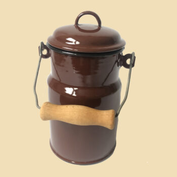 Vintage bruine emaille melkbus