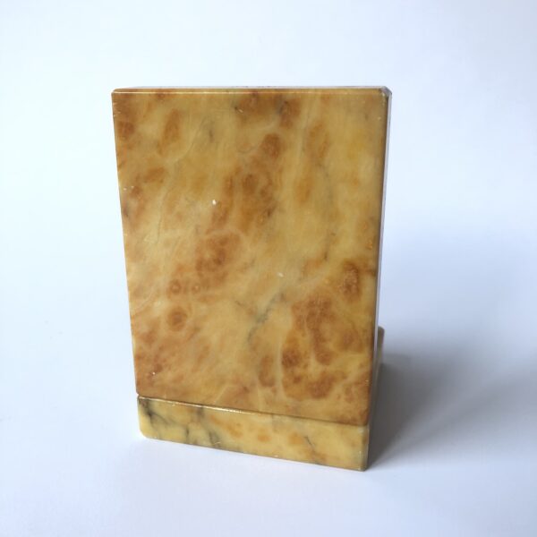 Vintage boekensteun Genuine Alabaster, hand carved