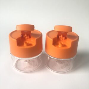 Schenkfles (kunststof) van Tupperware Manhattan met een inhoud van 200ML