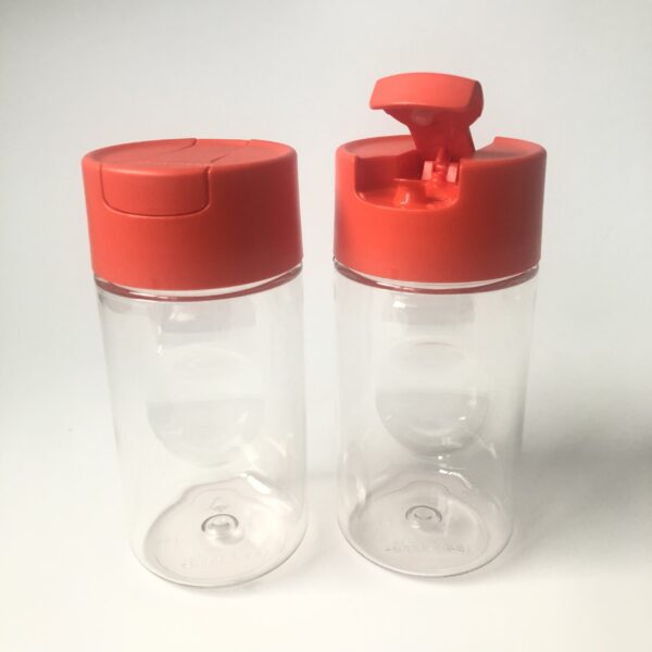 Schenkfles Tupperware Manhattan 600 ml voor olie - azijn - sojasaus - 2 stuks - hoogte 18 cm - diameter 8 cm (5) Schenkfles (kunststof) van Tupperware Manhattan met een inhoud van 600ML