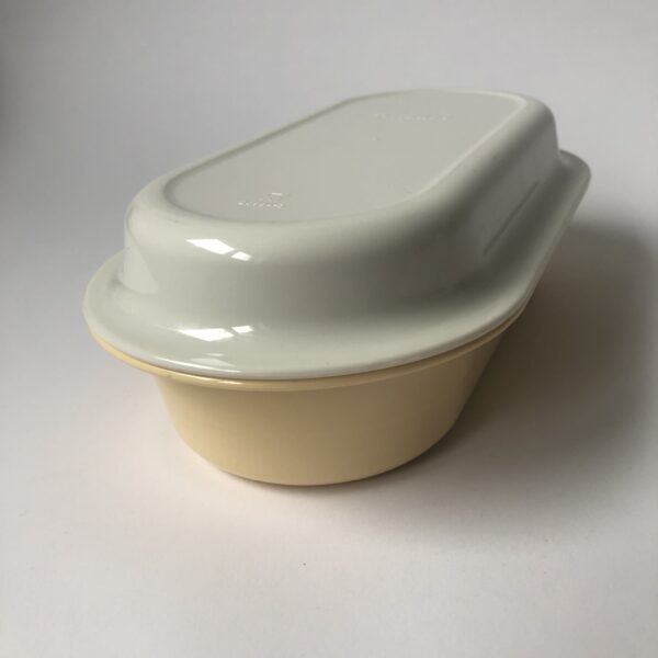 Vintage rechthoekig bakje van Tupperware met deksel