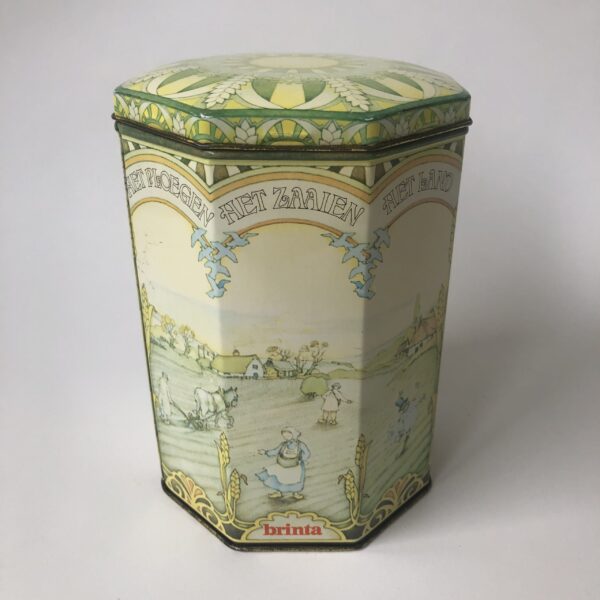 Blik - trommel (achthoekig) van Brinta - hoogte 17 cm - diameter 11,5 cm (3) Vintage achthoekig blik/trommel van Brinta met mooie decoratie en teksten