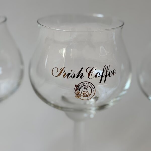 Vintage glazen Irish Coffee Douwe Egberts op voet