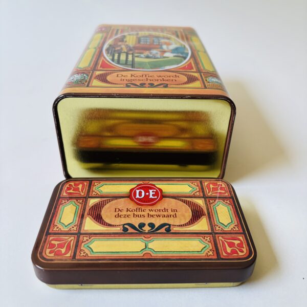 Blik bewaarbus Koffie Douwe Egberts - afmeting 20x12x7,5 cm (5)