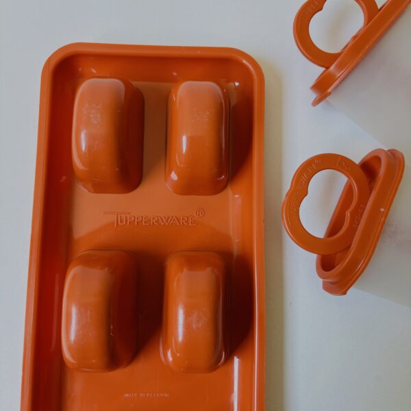 IJsjesmaker van Tupperware (3)