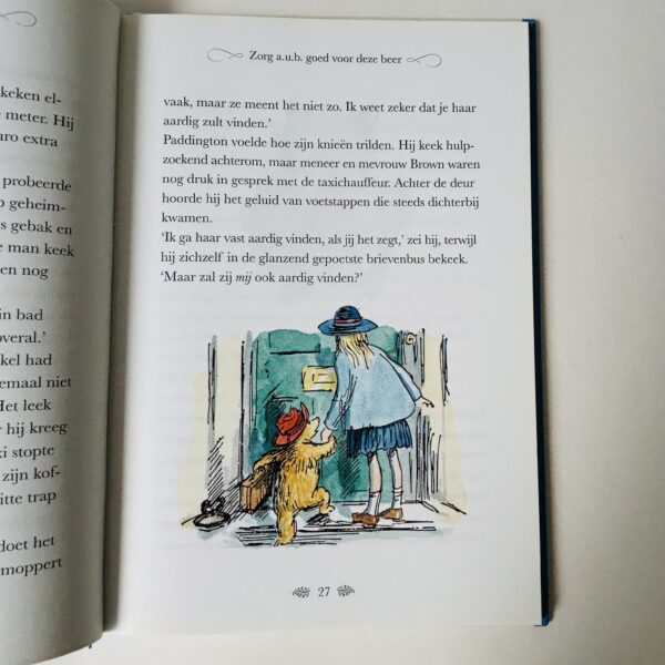 Boek verzamelde verhalen van Het beertje Paddington - jaar 2009 (7)