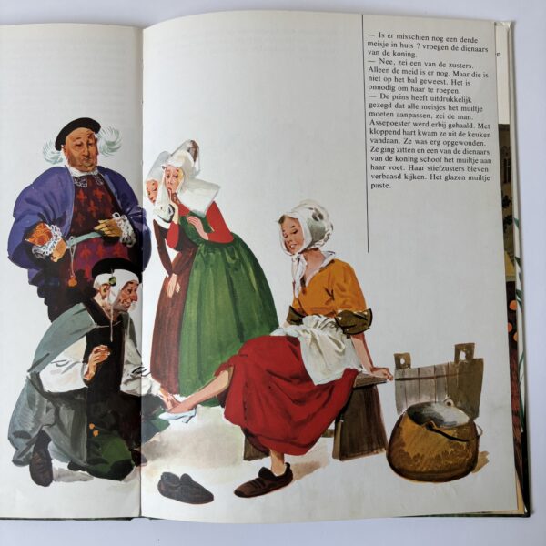Boek Assepoester uit 1976 - Gerda Van Cleemput (8)