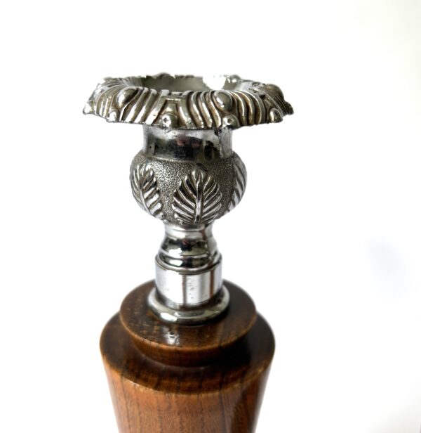 Kaars kandelaars hout met chroom - hoogte 22,5 cm - onderzijde diameter 10 cm - 2 stuks (2)