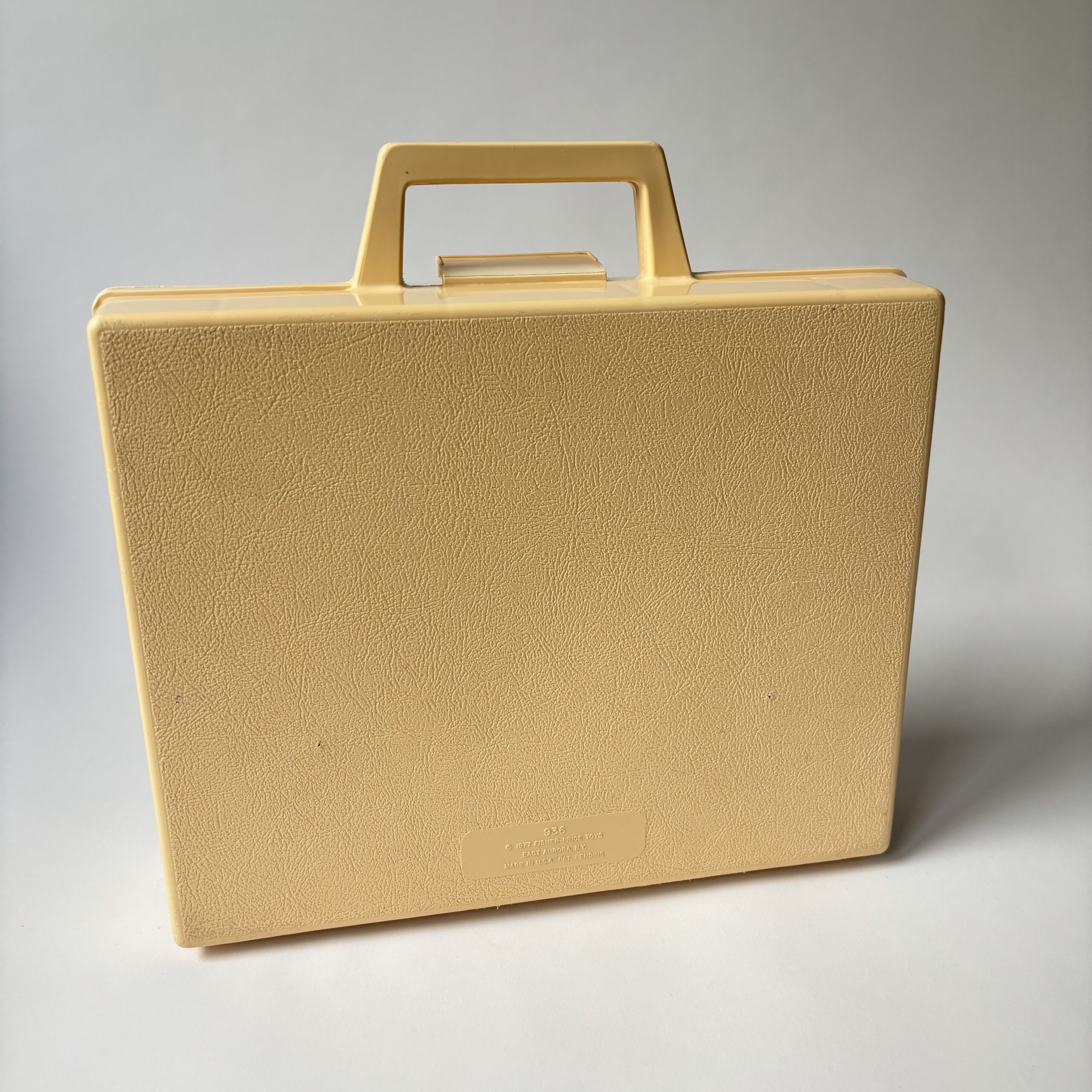 Medical Kit van Fisher Price model #936 geproduceerd in de VS in 1977 (6) Medical Kit van Fisher Price model #936 geproduceerd in de VS in 1977 (6)