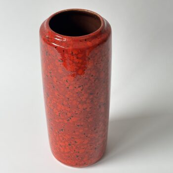 Vintage vaas W.Germany 532-28 in de kleuren rood en zwart