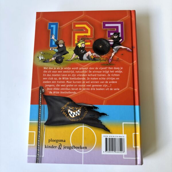Boek De Wilde voetbal bende - Goal! uit 2010 (4)