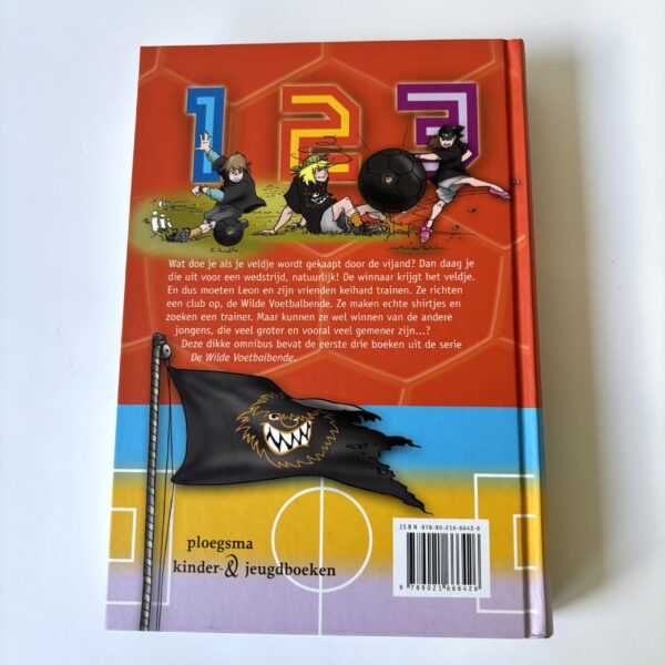 Boek De Wilde voetbal bende - Goal! uit 2010 (4) Boek De Wilde voetbal bende - Goal! uit 2010 (4)