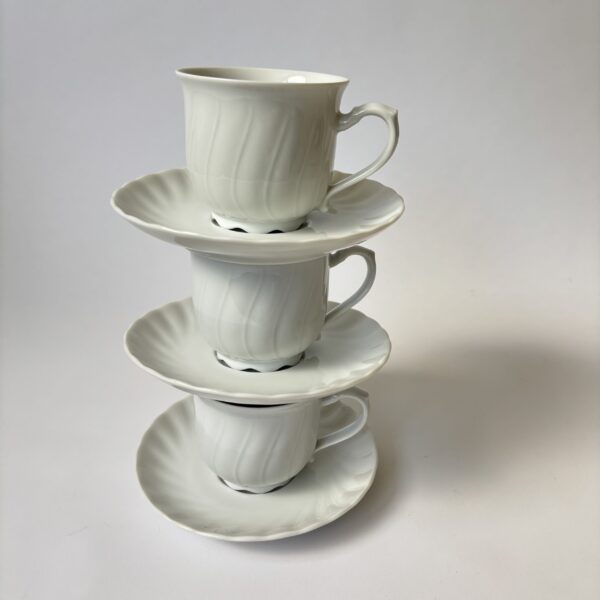 Koffiekopjes met schotel Seltmann Weiden - porselein - inhoud 150 ml - 3 stuks (3) Vintage Seltmann Weiden porseleinen koffiekoppen met schotel van Douwe Egberts