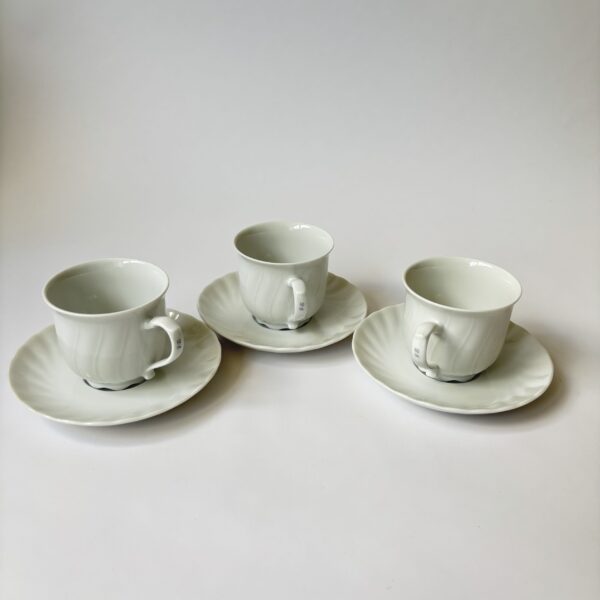 Koffiekoppen met schotel Seltmann Weiden (wit porselein) inhoud 150 ml - 3 stuks (5) Vintage Seltmann Weiden porseleinen koffiekoppen met schotel van Douwe Egberts