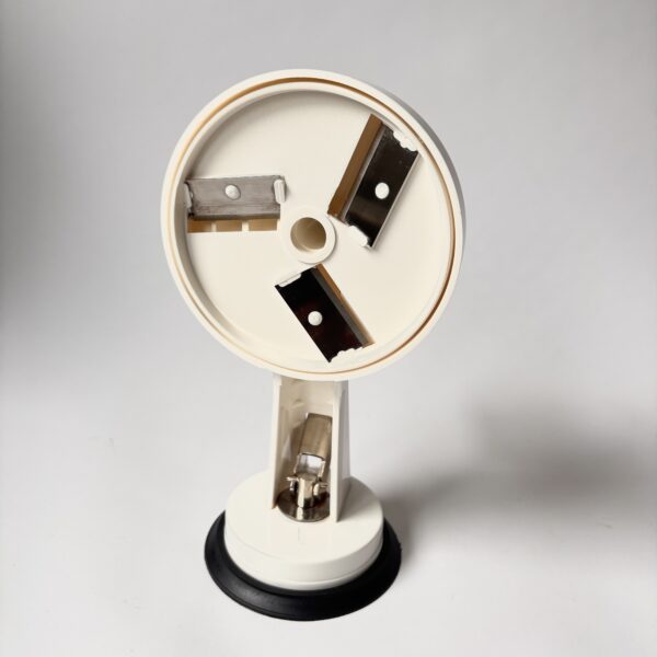 Snijbonenmolen met zuignap van Westmark - hoogte 22 cm (3)