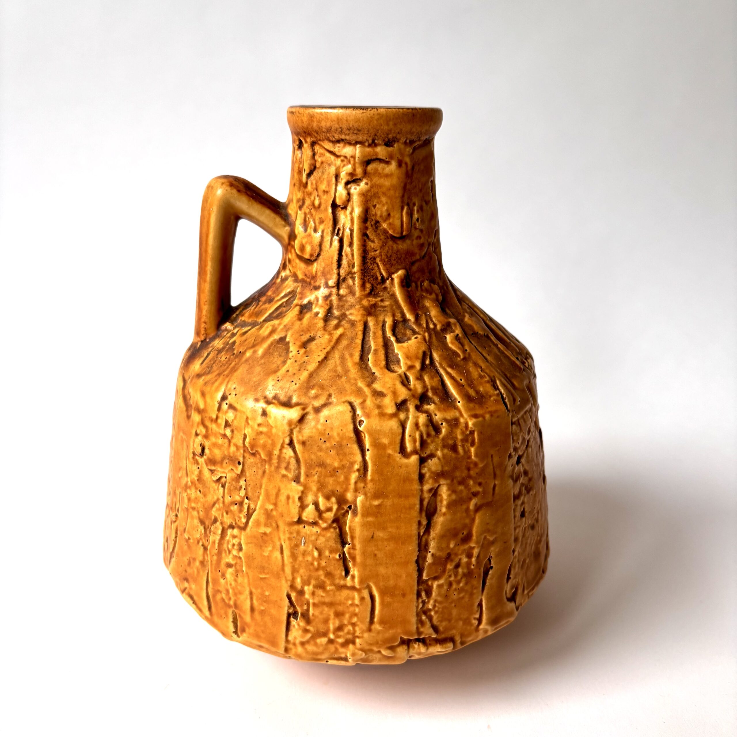 Vintage vaas van Scheurich in de kleur okergeel, modelnummer 2007