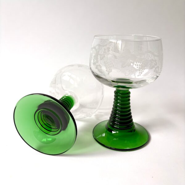 Wijnglazen - moezelglazen France met groene voet en druiventak - inhoud 200 ml - 2 stuks (5)