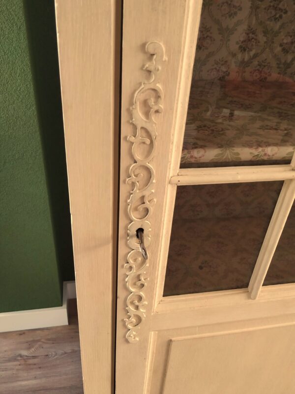 Kast - afm. 183x75x50 cm - kleur zacht geel (6)