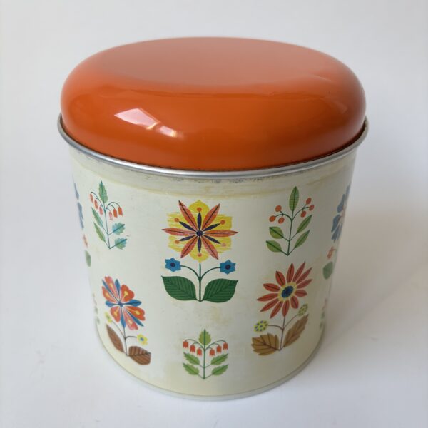 Vintage rond blik van Worcester Ware gedecoreerd met bloemen in vrolijke kleuren