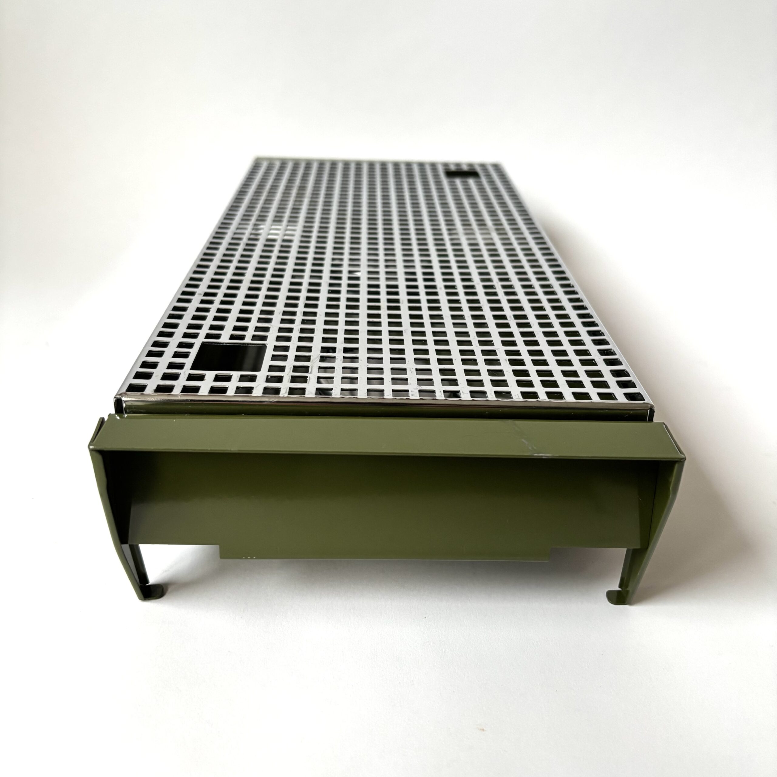 Warmhoudplaat – rechaud Brabantia – 2 pits – olijfgroen – afm. 34×15,5×6,5 cm (2) Warmhoudplaat – rechaud Brabantia – 2 pits – olijfgroen – afm. 34×15,5×6,5 cm (2)