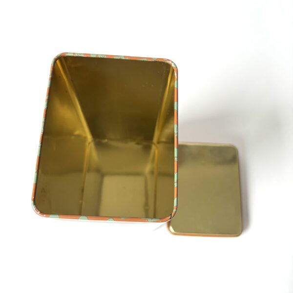 Blik Kanis & Gunnink 4 seizoenen winter - lente - zomer - herfst afm. 21x11,5x9 cm (6) Blik Kanis & Gunnink 4 seizoenen winter - lente - zomer - herfst afm. 21x11,5x9 cm (6)